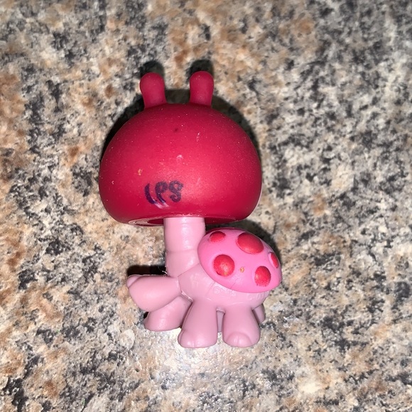 Littlest Pet shop ladybug  LPS figure animal - Picture 5 of 8
